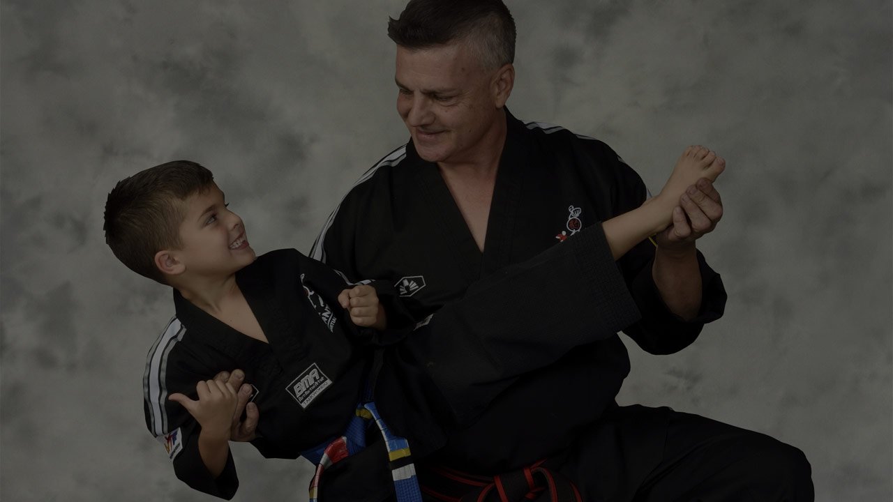 kids-taekwondo-panther-martial-arts-center-camarillo-ventura-county-master-eddie-urbistondo1